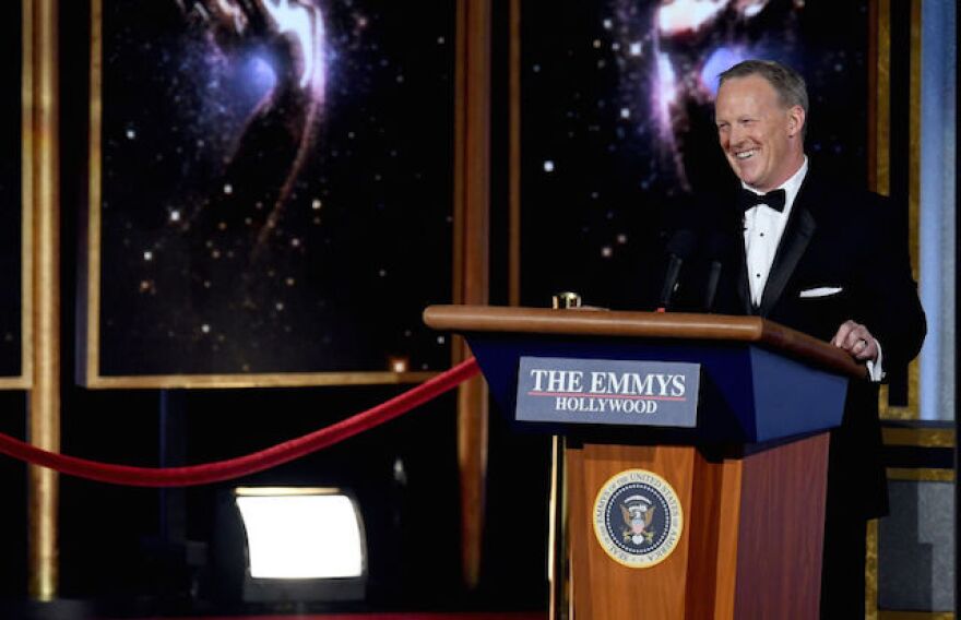 seanspicer_emmys.jpg