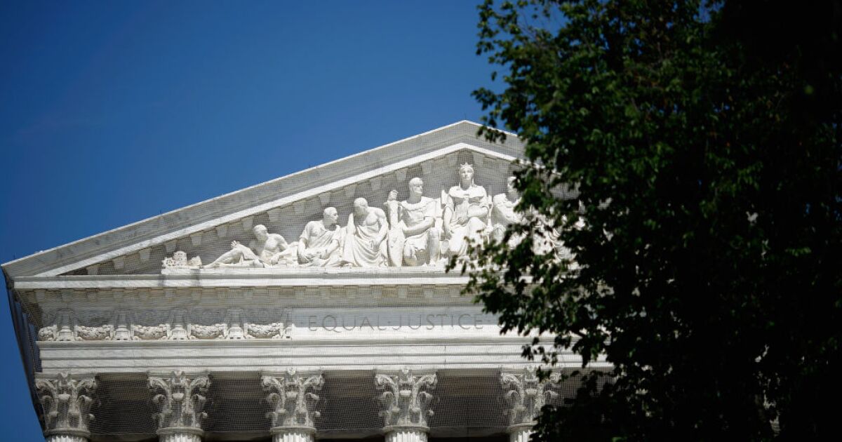 Supreme Court to hear Abercrombie Fitch headscarf case LAist