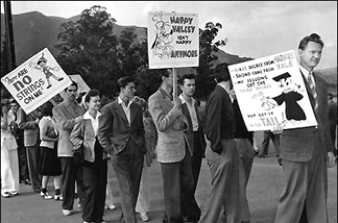 Striking cartoonists picket Disney, 1941.