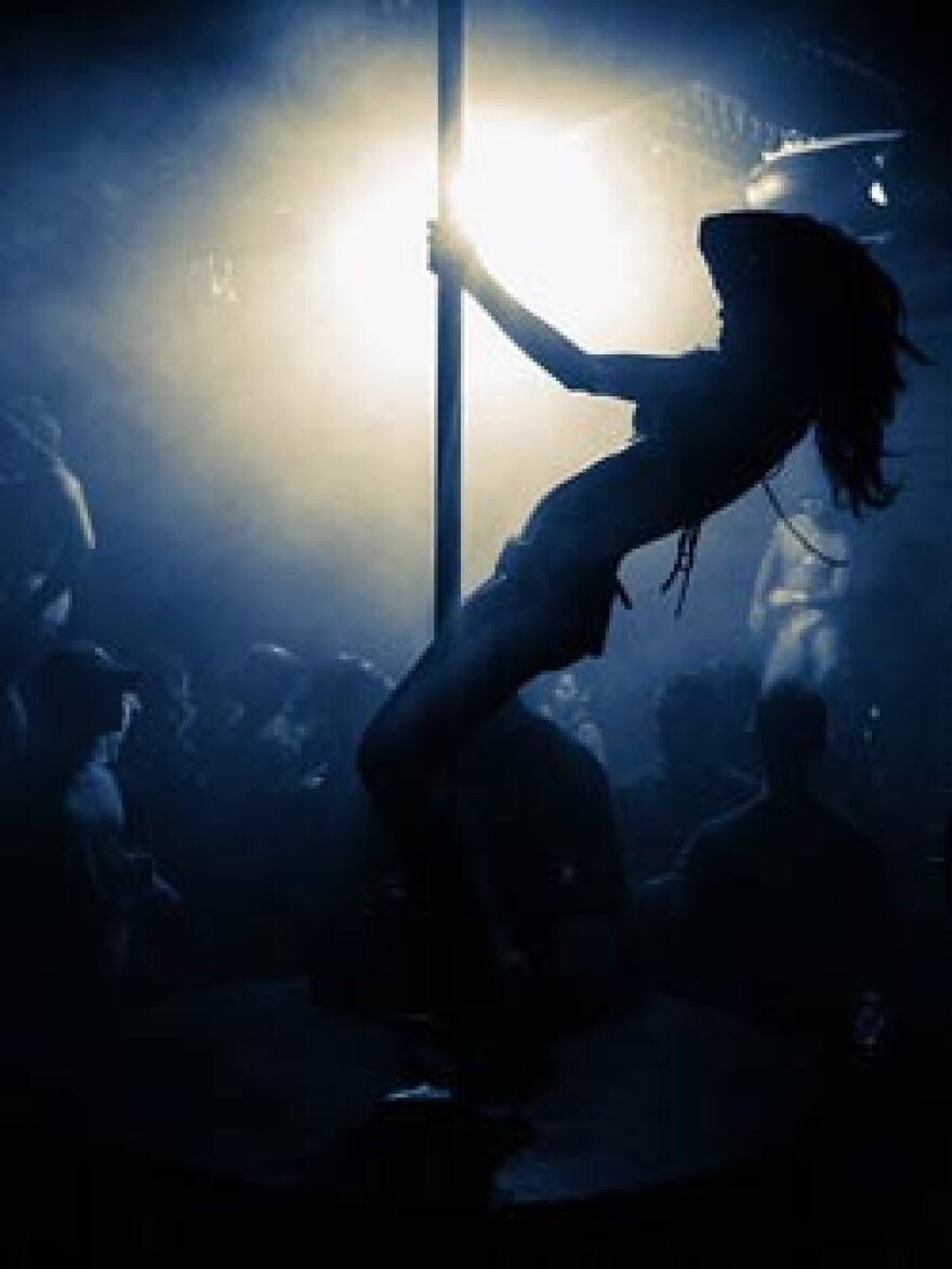 stripper-pole-club.jpg