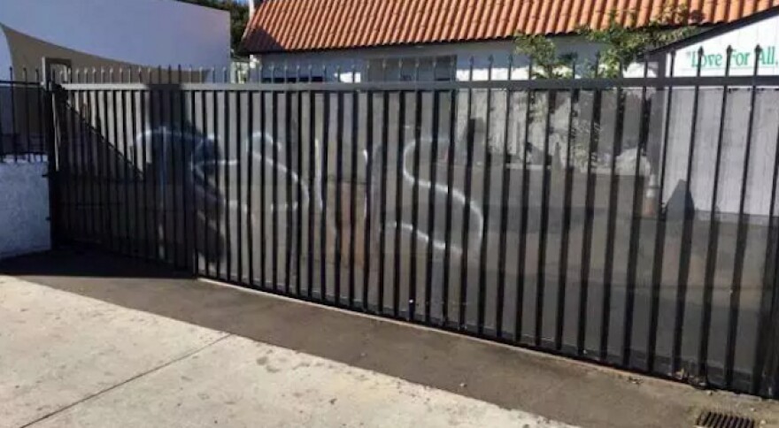 hawthorne-mosque-vandal.jpg