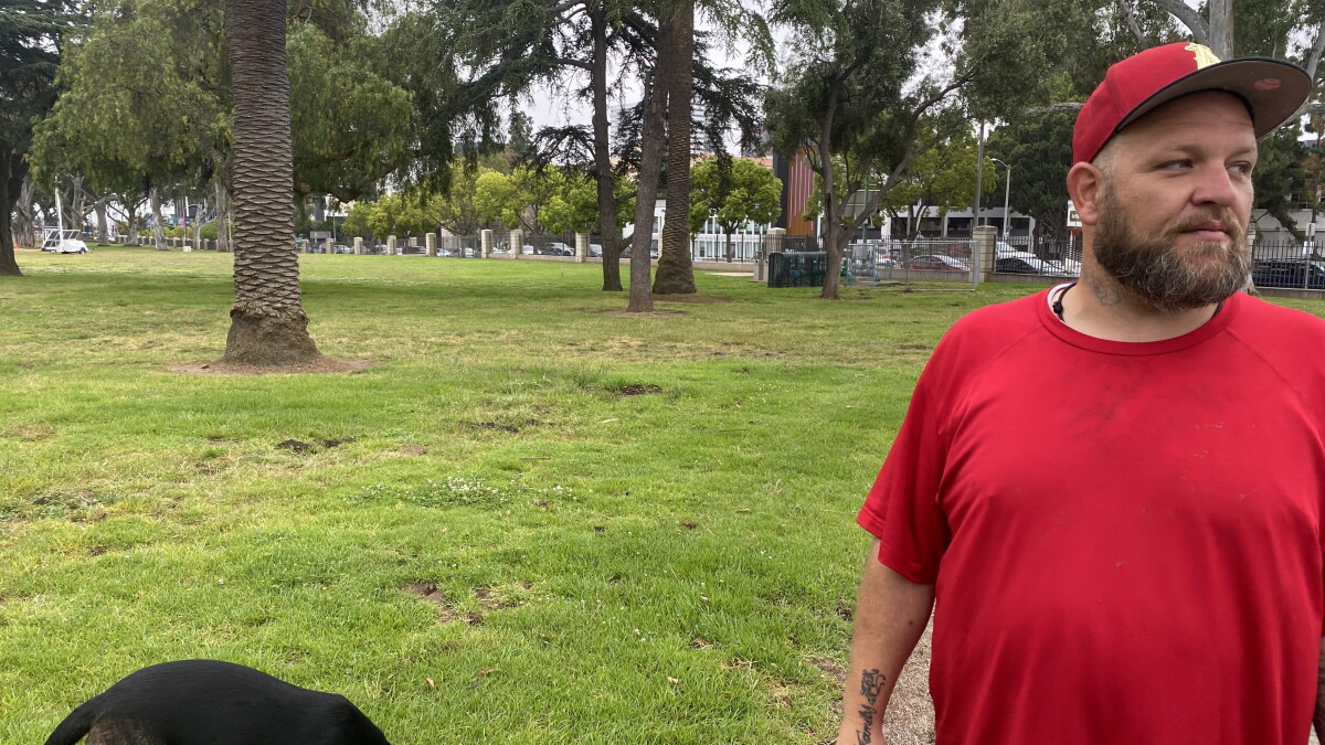 LA's Veterans Fight To Secure Housing: 'It Took Me 10 Years To Get Here' - Vimarsana News