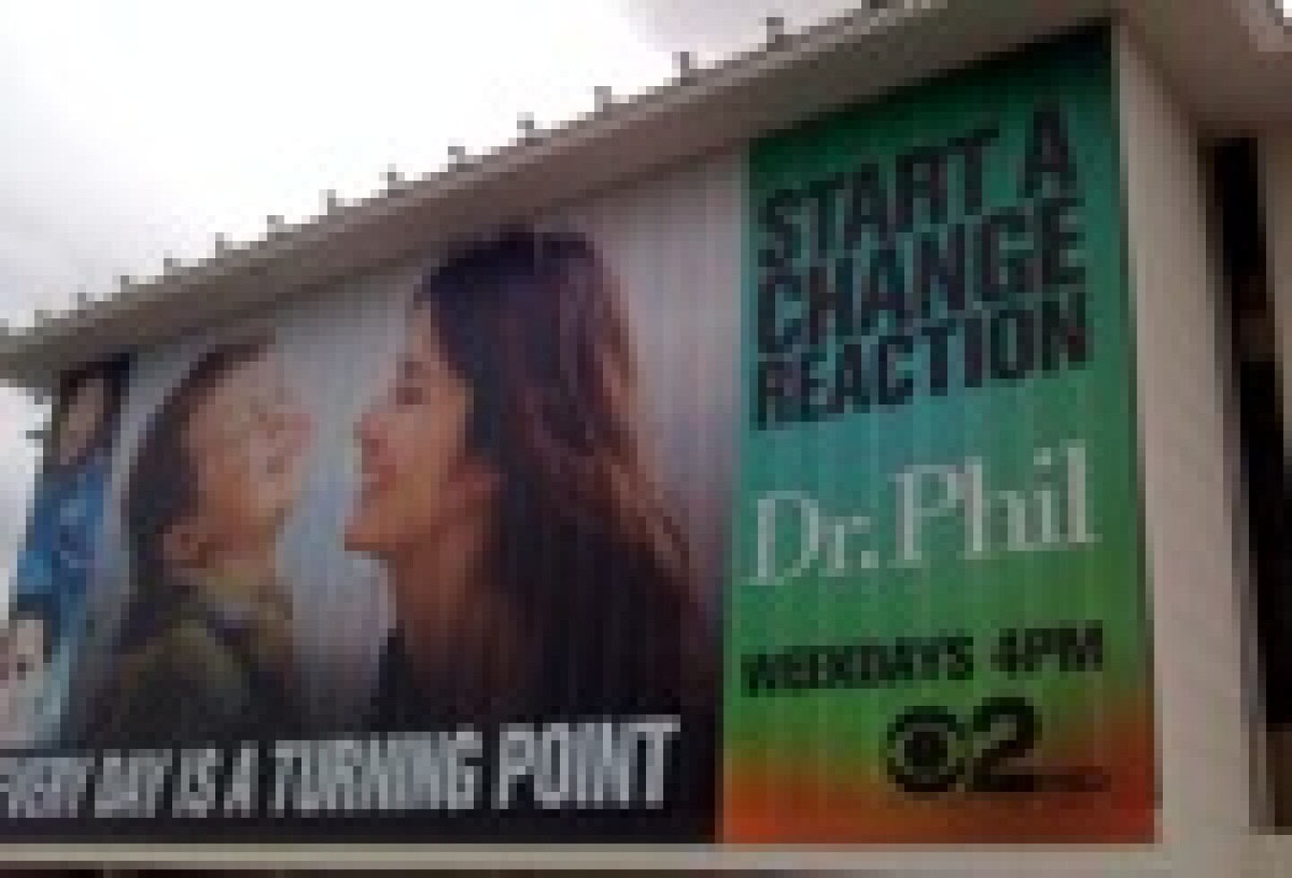 dr_phil_supergraphic1.jpg