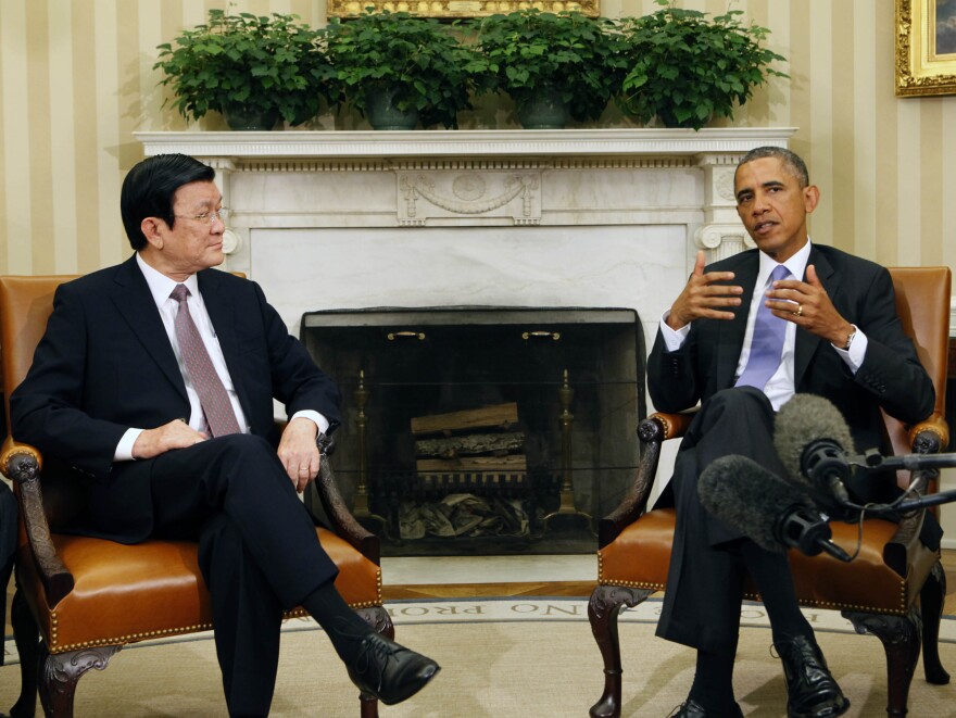 WASHINGTON, D.C. - JULY 25: President Barack Obama meets with President Truong Tan Sang of Vietnam in the Oval Office on July 25, 2013 in Washington, D.C. The visit is seen as an important step in improving U.S.-Vietnam relations. Mr. Sang is the second Vietnamese president to visit the White House since 1995. (Photo by Dennis Brack-Pool/Getty Images)