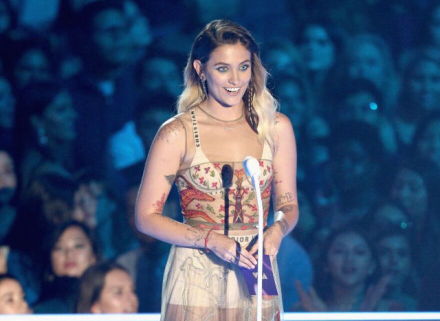 parisjackson.jpg