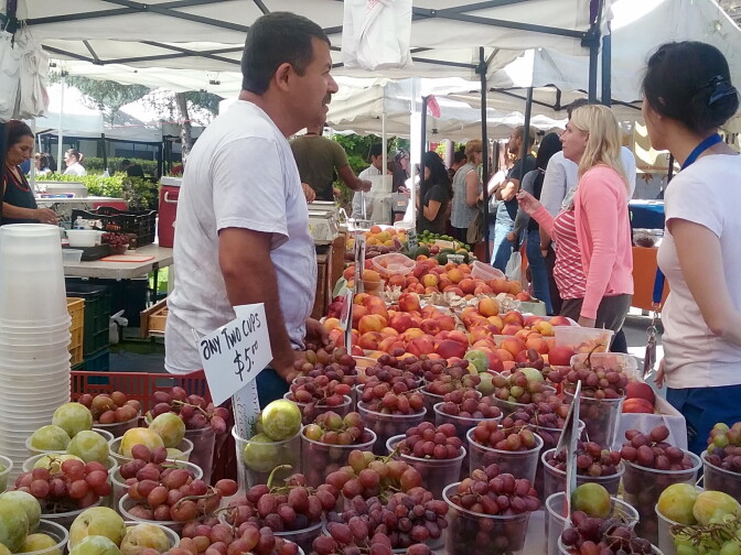 Every week a Farmers Market is set up in front of Children's Hospital Los Angeles. It was started by the hospitals Diabetes and Obesity Program two years ago to offer healthy options to patients, their families and staff.