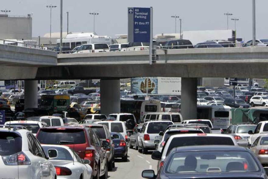 lax-trafficclog.jpg