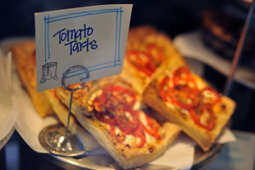 tomato-tarts-trails.jpg