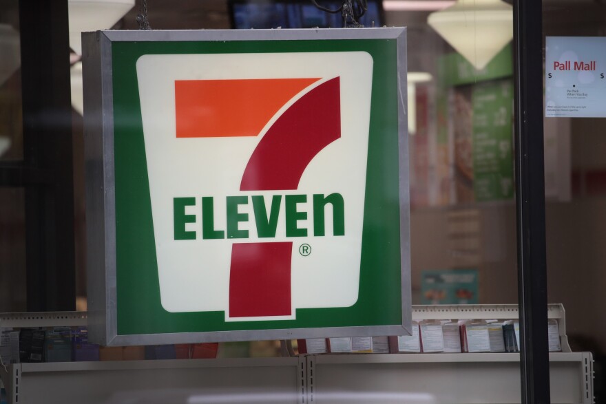 A 7-Eleven sign.