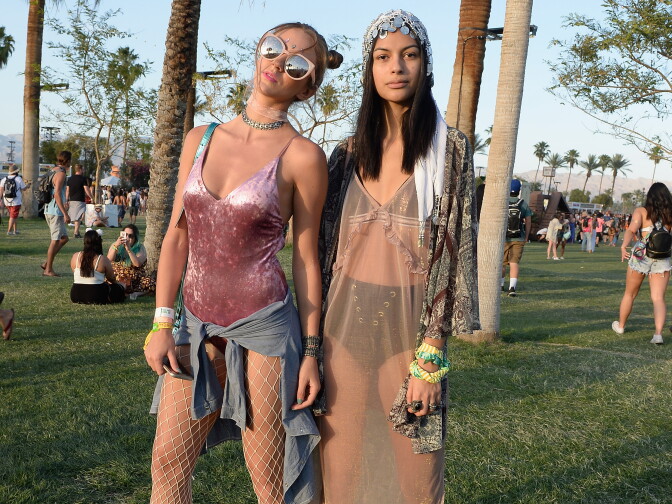 INDIO, CA - APRIL 15:  Festivalgoers attend day 2 of the 2017 Coachella Valley Music & Arts Festival Weekend 1 at the Empire Polo Club on April 15, 2017 in Indio, California.  (Photo by Matt Cowan/Getty Images for Coachella)