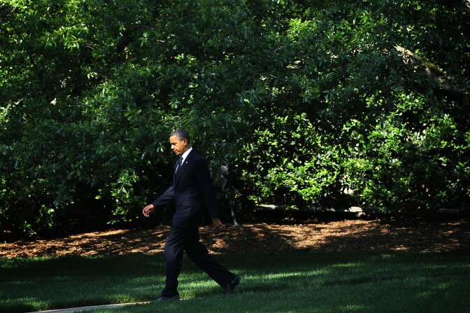 WASHINGTON, DC - MAY 10:  U.S. President Barack Obama leaves the Oval Office for his departure from the White House May 10, 2012 in Washington, DC. Obama was heading to the west coast for campaign events.  (Photo by Alex Wong/Getty Images)