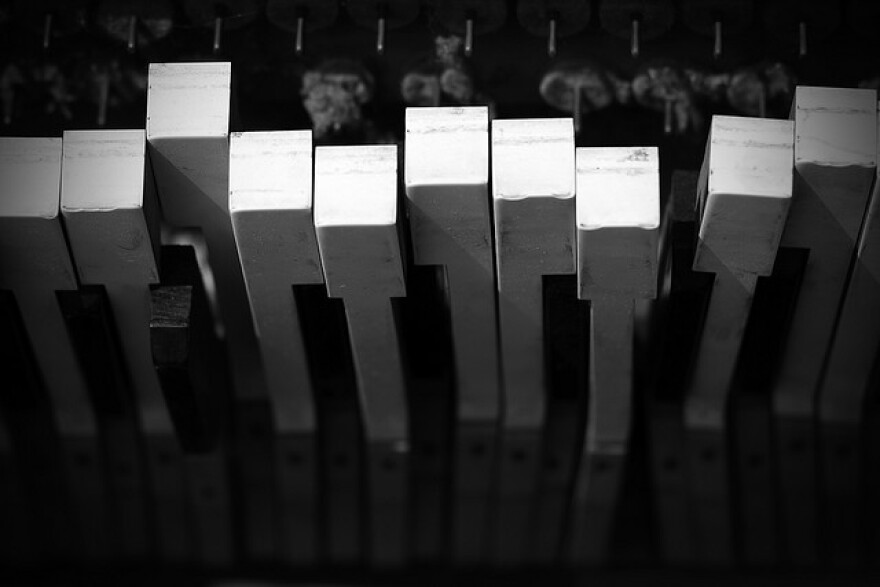 pianokeyscloseup2.jpeg