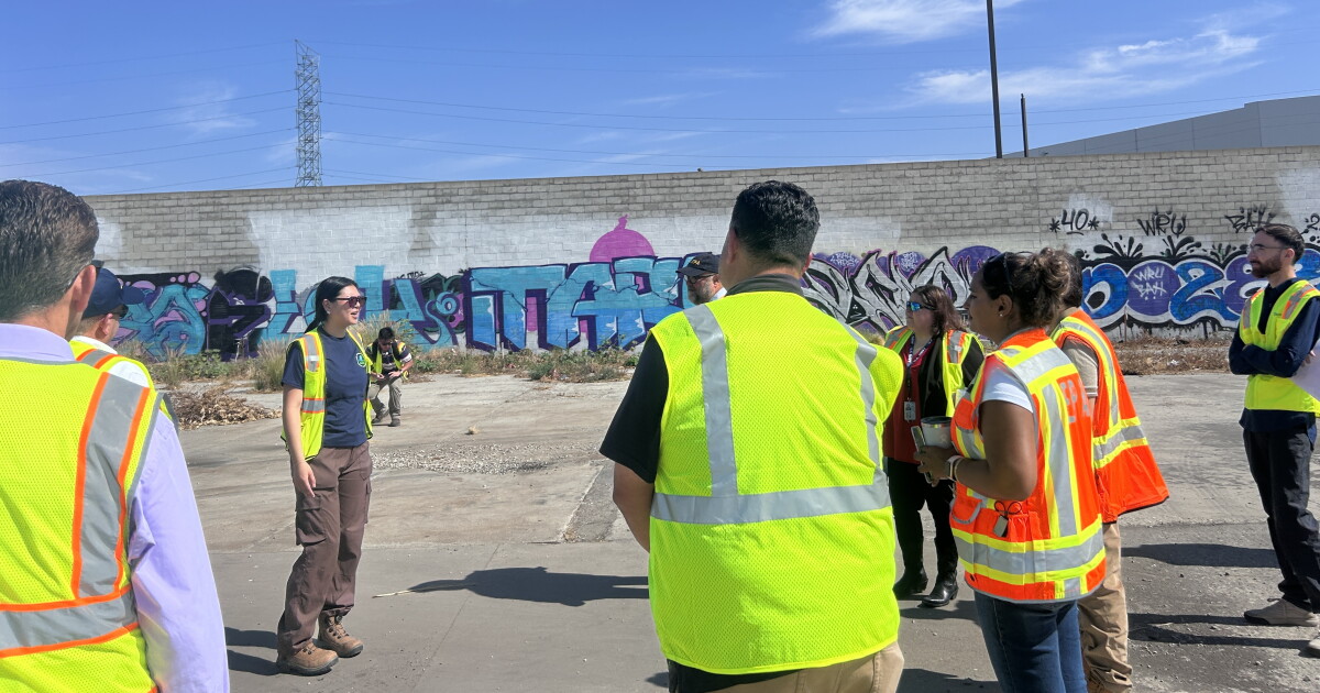 Cleanup begins at long-empty Superfund site in South Gate