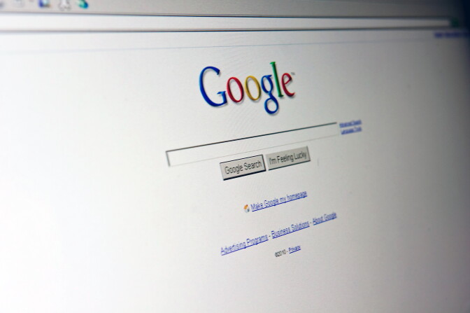 The Google search page appears on a computer screen in Washington on August 30, 2010.       AFP PHOTO/Nicholas KAMM        (Photo credit should read NICHOLAS KAMM/AFP/GettyImages)