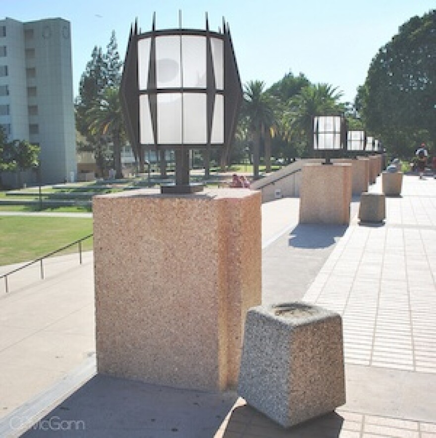 csun-library.jpg