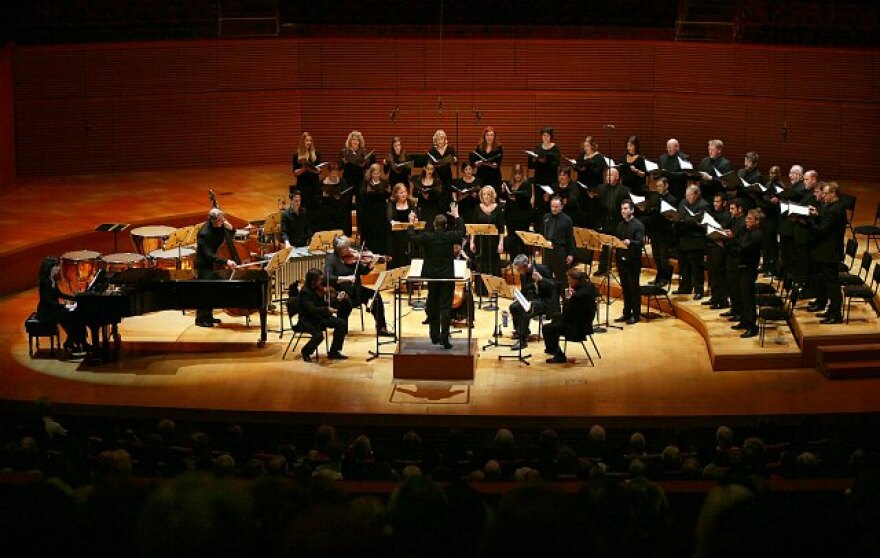 Chorale2_by_Ken_Hively.jpg