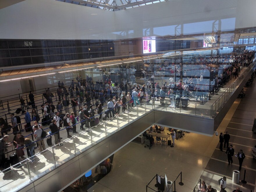 LAX_lines.jpg