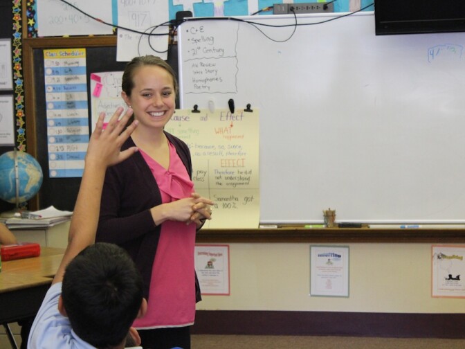 Third-grade teacher Caroline Straus leads a class of third graders as part of her graduate studies at Loyola Marymount University.