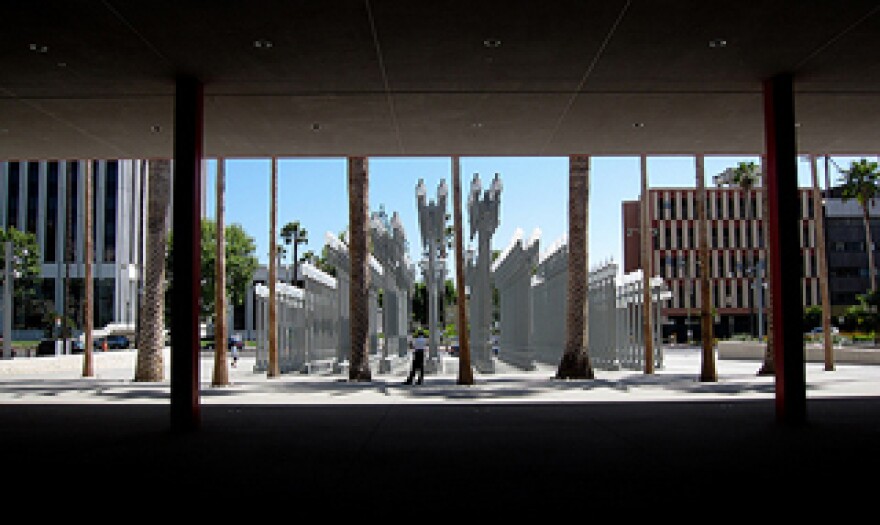 LACMA_plaza_light.jpg