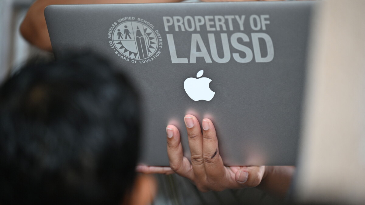 LAUSD students barred from AI use, in a surprise to school board