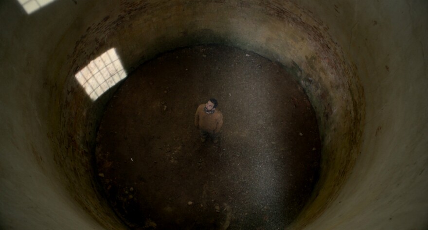 Antonio de la Torre stars in Netflix's "A Twelve Year Night"