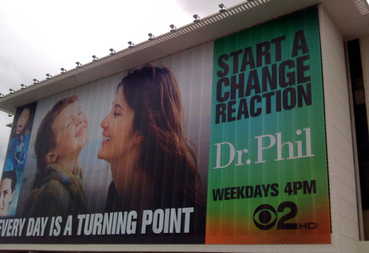 dr_phil_supergraphic.jpg