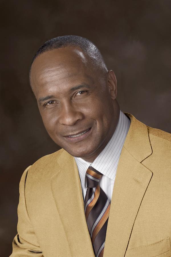 Former USC Trojan, Pittsburgh Steeler and Hall of Fame player Lynn Swann won four Super Bowls and was picked most valuable player of Super Bowl X before going into a career as a broadcaster. On Wednesday, the university announced he had been picked to replace outgoing athletic director Pat Haden.