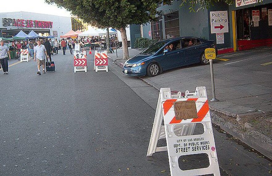 hfm-lafilmschool-parking.jpg