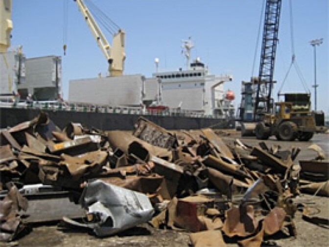 The Tai Hawk (seen behind a pile of the scrap metal it carries) didn't keep track of where it filled and emptied its ballast water tanks ... as an inspector for the state of California found one day.