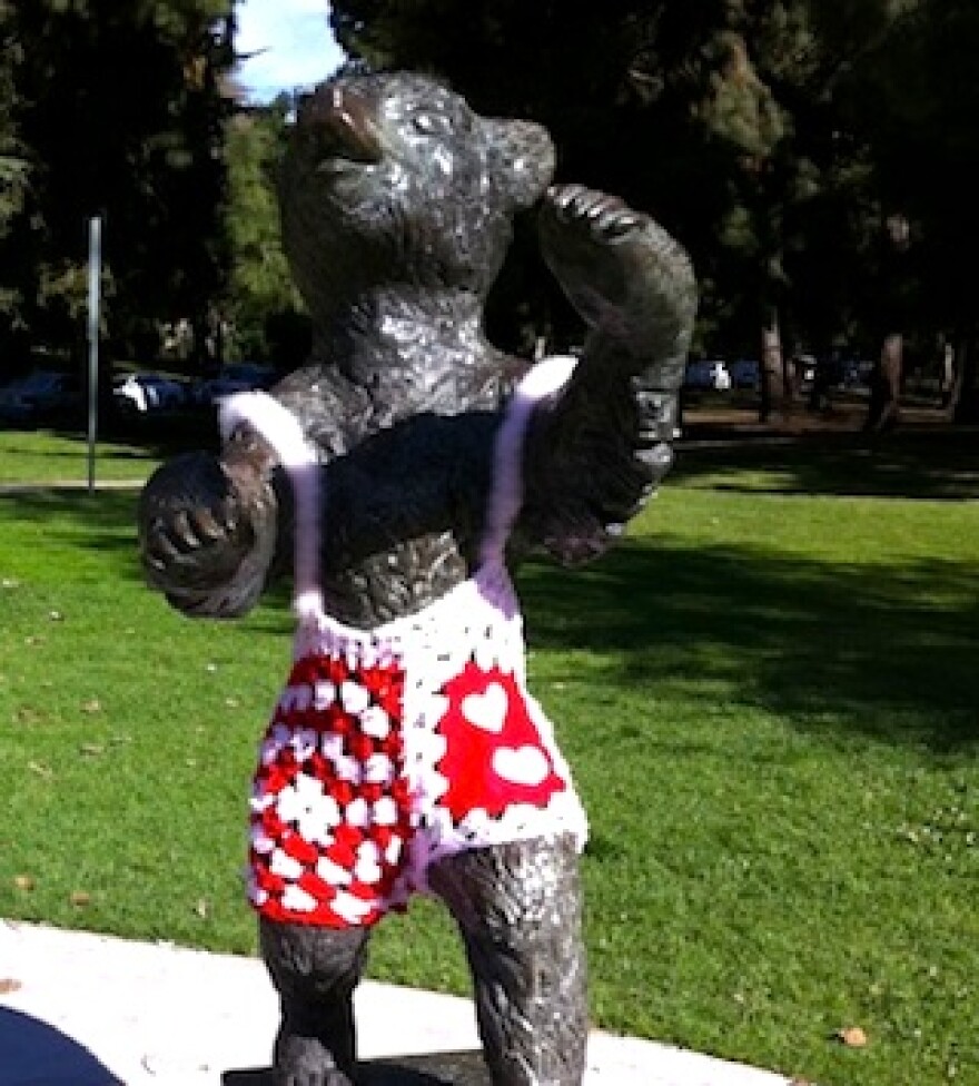 griffithpark-bear-vday.jpg