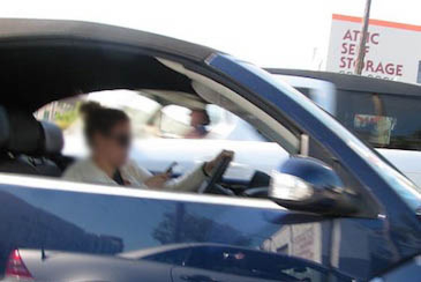 texting-while-driving.jpg