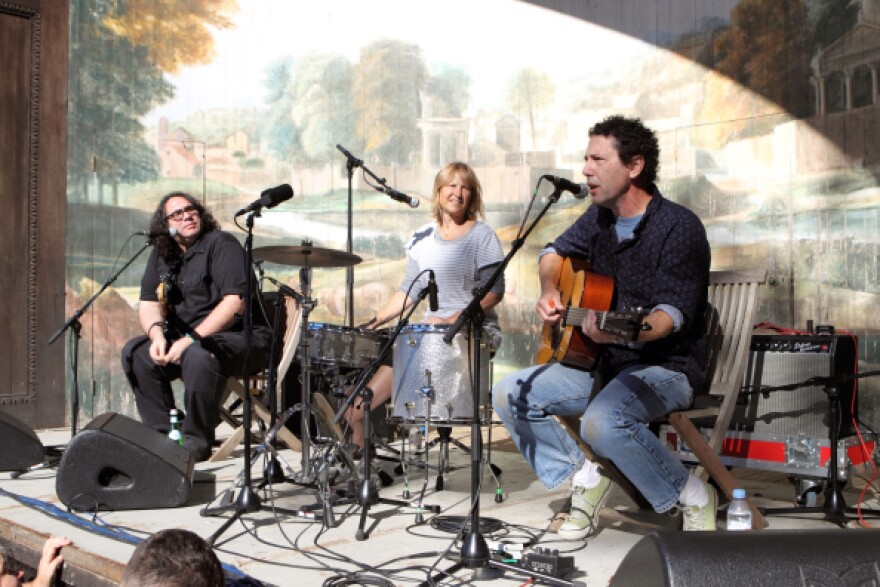 SALISBURY, UNITED KINGDOM - AUGUST 31: James McNew, Georgia Hubley and Ira Kaplan of Yo La Tengo perform on stage at End Of The Road Festival at Larmer Tree Gardens on August 31, 2014 in Salisbury, United Kingdom. (Photo by Burak Cingi/Redferns via Getty Images)