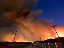 The Pilot Fire burns in the San Bernardino National Forest Sunday afternoon Aug. 7, 2016.