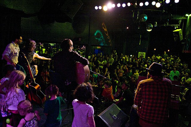 Matt Dwyer with Silversun Pickups