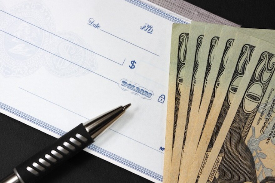 banking_money_blankcheck.jpg