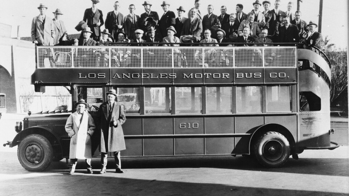 LA's First Bus Line - Vimarsana News
