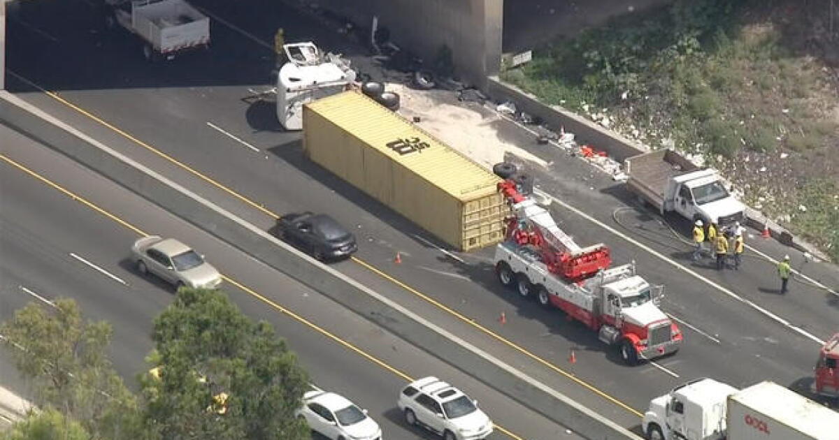 1 dead after big rig crash on 710 Freeway in Long Beach | LAist