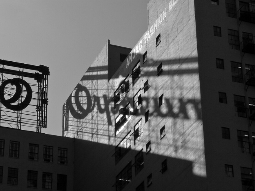 pencil-orpheum-shadow.jpg