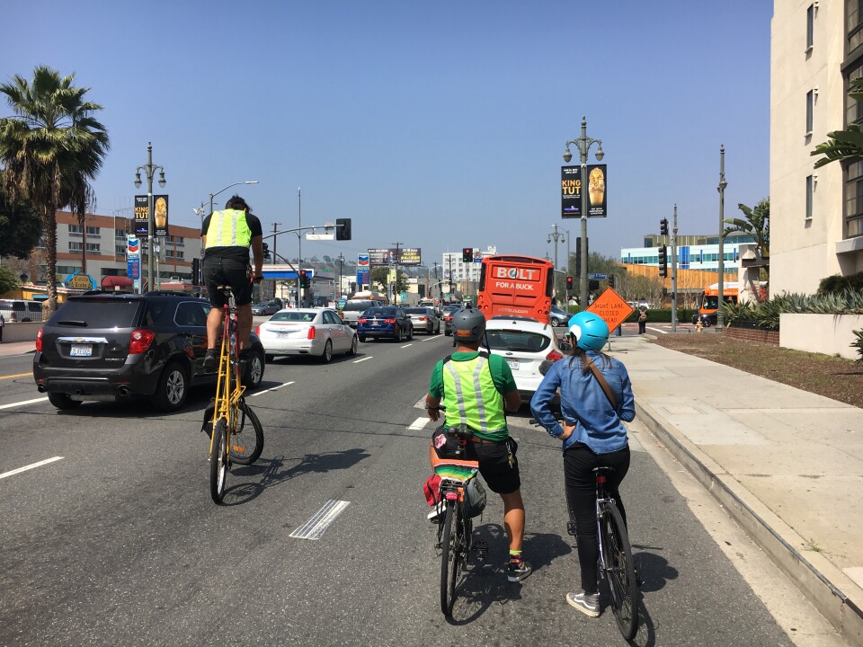 Headed back towards union station on the LA cycle taco tour.