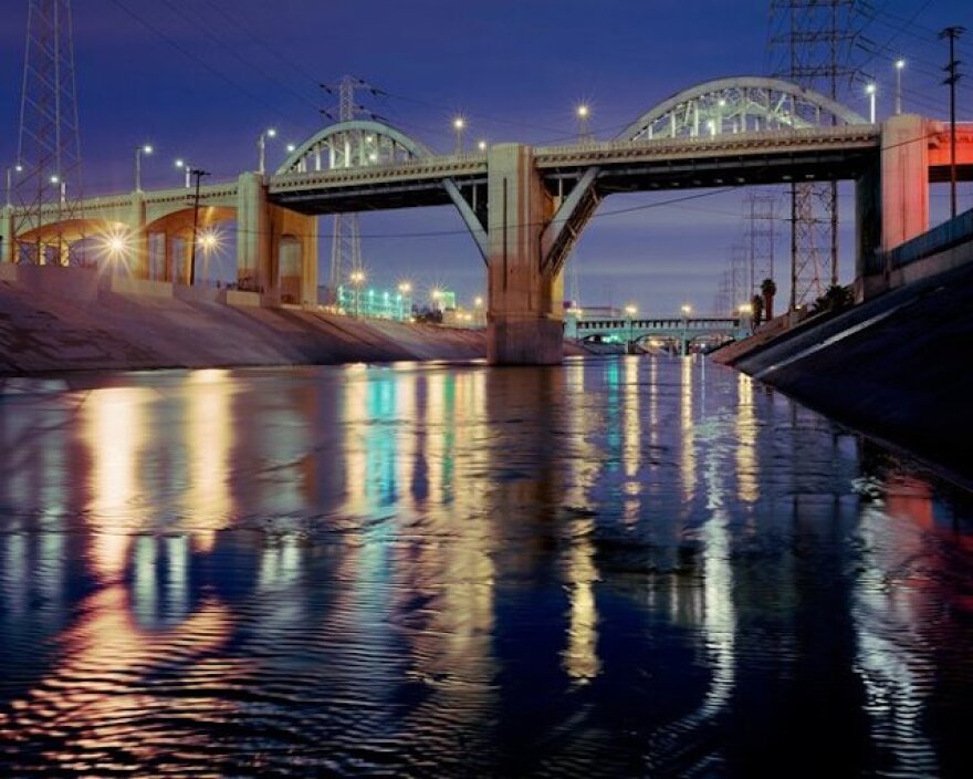 sixth_street_bridge_2.jpg