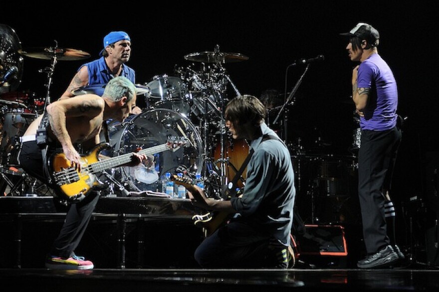 RedHotChiliPeppers.jpg