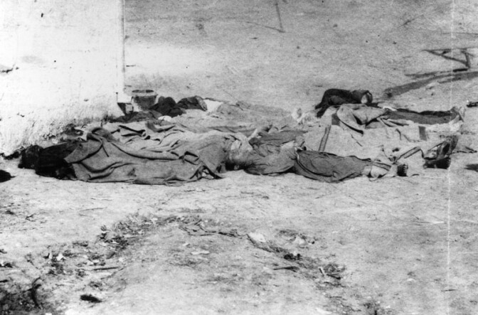 The bodies of dead Chinese men and boys lie in the Los Angeles jail yard on October 24, 1871, the results of the Chinese Massacre. 