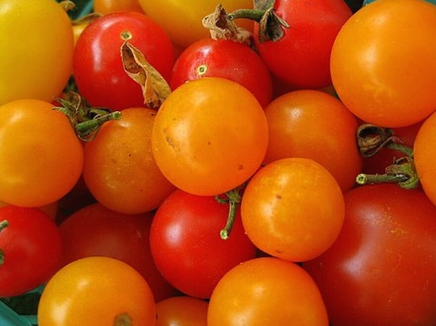 cherrytomatoes.jpg