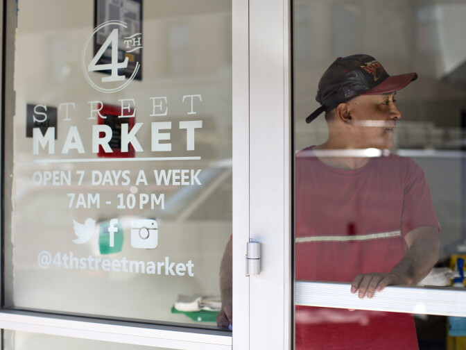 The 4th Street Market, a new community dining space and craft food market, is set to open in 2015 in downtown Santa Ana.