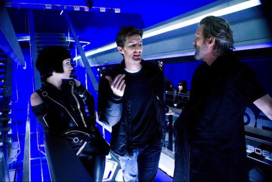 TronLegacy-Bridges-Kosinski-Wilde.jpg