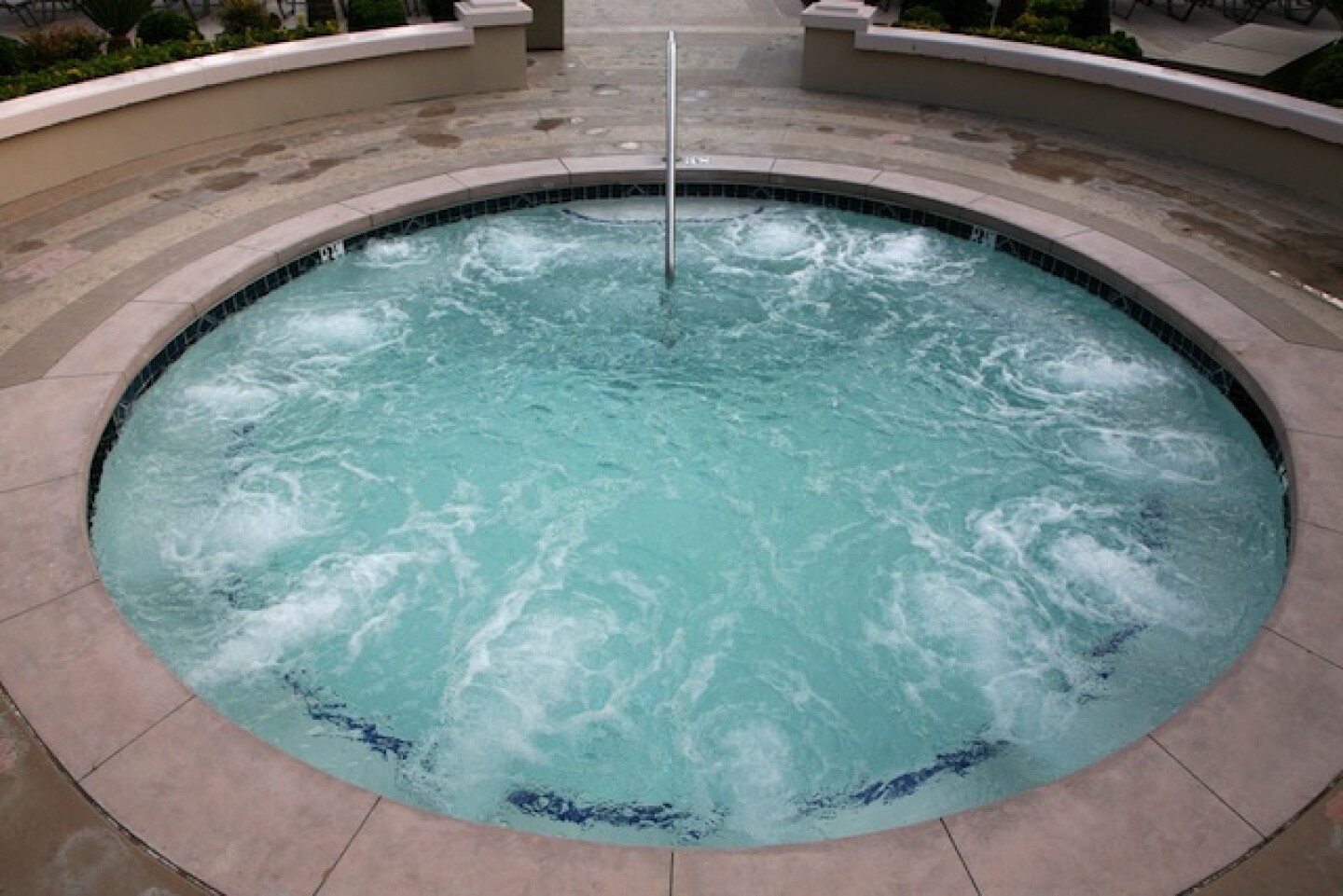 hot_tub.jpg