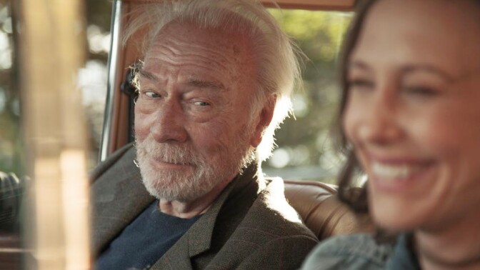 Christopher Plummer and Vera Farmiga play father-and-daughter in "Boundaries."