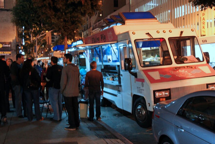 artwalk-foodtruck.jpg