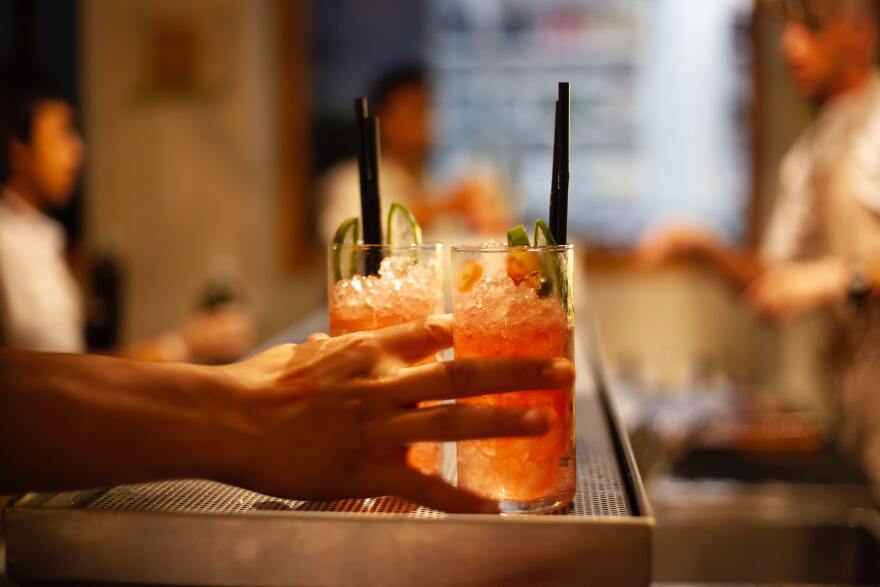 HAPPY HOURS