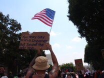 Hundreds in Los Angeles rallied in support of an immigration program President Donald Trump could terminate Tuesday.